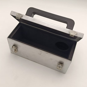 กล่องเครื่องมืออลูมิเนียม RZ0088 แบบมีกุญแจล็อค ความลึก 265 มม. ผิวขัดเงา ช่องเดียว ความจุสูงสุด 20 ลิตร - Product Image 1