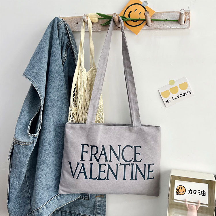 Sacs fourre-tout en toile gris à bandoulière