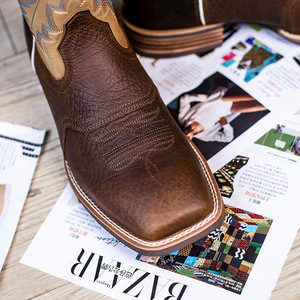 Bottes de cowboy western pour hommes, talon bas en fer à cheval, bout carré, protection des pieds en cuir, bottes d'équitation élégantes et confortables - Product Image 3