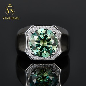 GRA鑑定書付き 5カラット ブリリアントカット 本物ダイヤモンドパス ダークグリーン モアッサナイトメンズリング ウェディングギフト - Product Image 1