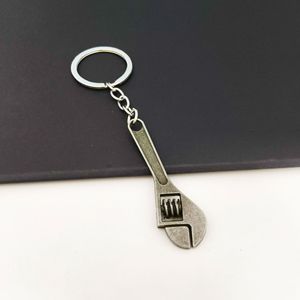Mini Chiave Regolabile Portachiavi in Lega di Zinco a Forma di Attrezzo, Regalo per Meccanici - Product Image 5