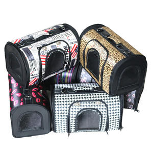 Venta al por mayor de moda Oxford perro mochila cuidadosamente seleccionado portátil plegable bolsa de viaje para perros pequeños gatos elegante mascota - Product Image 5