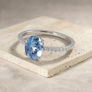 Anillo Ovalado de Aguamarina en Plata de Ley 925, Anillo de Compromiso con Aguamarina Natural, Banda Delicada con Diamantes, Regalo de Piedra de Nacimiento de Marzo para Ella - Product Image 1