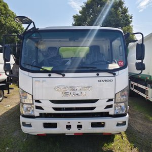 Balayeuse routière ISUZU, avec un réservoir d'eau de 5 mètres cubes et un bac à déchets de 5 mètres cubes, conforme aux normes d'émission Euro VI. - Product Image 2