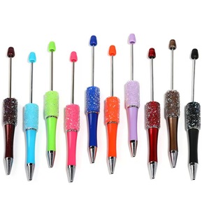 Nouveau style promotionnel : Stylo à bille en plastique <span class=keywords><strong>color</strong></span>é et scintillant avec breloque à perles DIY, personnalisable avec LOGO, idéal pour cadeaux, école et bureau - Product Image 6