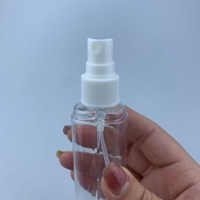 Vente en gros de flacons pulvérisateurs fins en forme de cœur de 60 ml pour le parfum, récipient de recharge, lotion cosmétique, flacon en plastique PET, modèle Omi