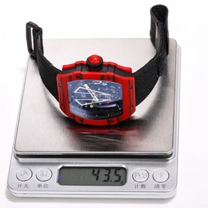 Montre pour homme haut de gamme en fibre de carbone, bracelet en acier inoxydable et caoutchouc, verre saphir, carrée, résistante à l'eau 10 bars - Product Image 6