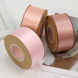 Fabrieksdirect groothandel hoge kwaliteit 100% polyester 38mm effen kleur gerecycled satijnen lintrol op maat gemaakt verse bloemen cadeau - Product Image 2