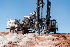 Equipo de Perforación Minera de Alta Precisión <span class=keywords><strong>CTQ</strong></span> D100YA2 2F, Perforadora Neumática Tipo Oruga para Minería de Carbón Subterránea - Product Image 3