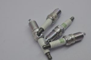 TR55GP純正スパークプラグ、NGK用デュアルプラチナ合金搭載、燃料節約と振動軽減のための新改良版、フォードECOSPORT用 - Product Image 4