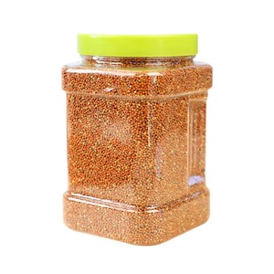 Millet rouge et jaune avec coques 1200ml Alimentation pour oiseaux pour perroquets, calopsittes, pinsons Contenant en plastique réutilisable Origine Shandong - Product Image 1