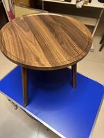 Table basse de salon simple scandinave moderne avec pieds en bois pour petits appartements ou canapés Table d'appoint pour le thé
