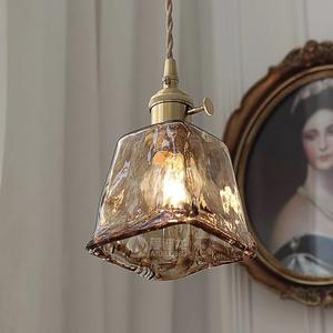 Lustre en verre et laiton rétro nordique, éclairage créatif unique pour maisons d'hôtes, bars, restaurants, chambres, cafés, alimentation CA - Product Image 2