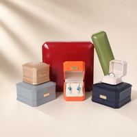 Abgeschrägte Ecken PU-Leder Schmuckbox Nachhaltige Schmuck-Geschenkbox für Verlobungsring Halskette Armband Marke Schneller Versand