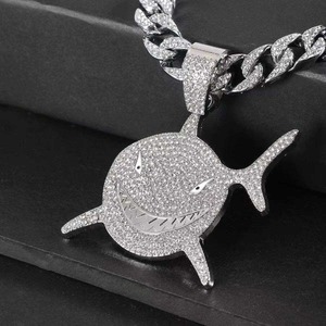 Pendentif élégant en moissanite plaqué argent de haute qualité, pendentif en moissanite pour le bureau et les soirées, provenant d'un fournisseur indien - Product Image 3