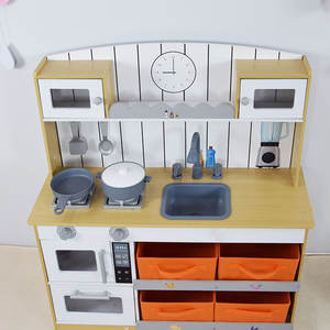 Cuisine de jeu en bois pour enfants avec four, cuisinière, évier, mixeur et bacs de rangement, ensemble de cuisine d'imitation Montessori – Naturel - Product Image 3