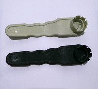 Clé à molette pour valves d'air des bateaux pneumatiques