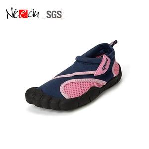 Commercio all'ingrosso <span class=keywords><strong>di</strong></span> Nuoto aqua Scarpe Da Spiaggia <span class=keywords><strong>di</strong></span> <span class=keywords><strong>Acqua</strong></span> <span class=keywords><strong>di</strong></span> Sport della <span class=keywords><strong>donna</strong></span> Diving sandali - Product Image 4