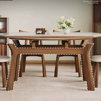 Table et chaises de salle à manger haut de gamme en bois avec plateau en pierre, idéales pour les maisons traditionnelles et les appartements de petite taille - modèle varié
