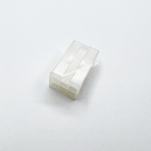 Connecteur Mini-Fit <span class=keywords><strong>Jr</strong></span>. 4,2 mm 5559-2*3P 6 broches double rangée, boîtier de prise, bornes, oreilles de montage sur panneau, PA66 300V AC/DC 8A Automobile - Product Image 1