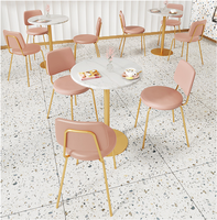 Style moderne restaurant thème personnalisé stand canapé réseau rouge lait thé boutique café bar table et chaise combinaison personnalisation