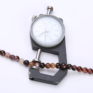 Vente en gros de 2044 perles de pierres précieuses en vrac, pierres de lune arc-en-ciel naturelles, agate bleue et minéraux polis, 3 mm/8 mm de hauteur, différentes couleurs - Product Image 6