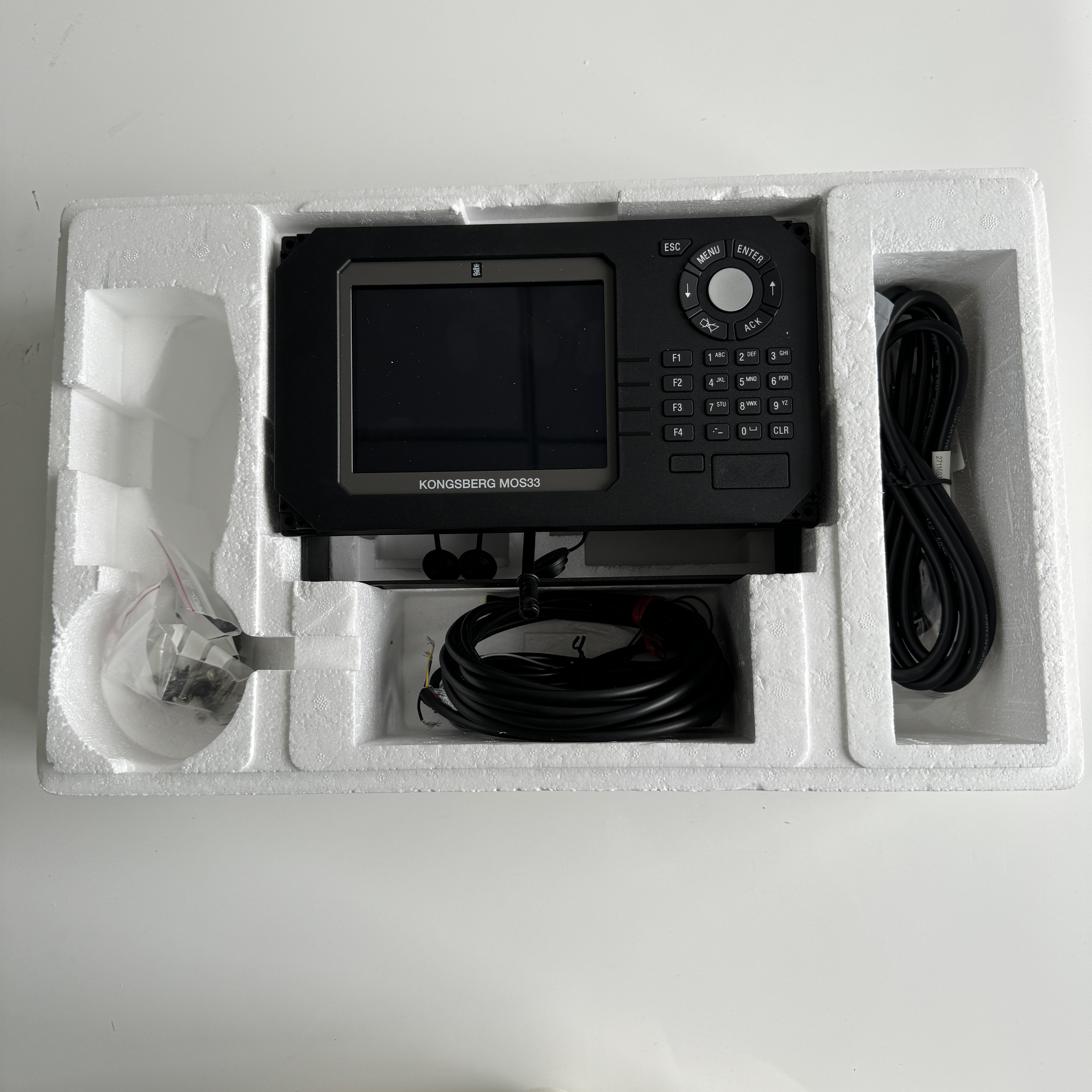 Simrad Kongsberg MOS-33 TFT Multipurpose Midi Operator Station 8200635