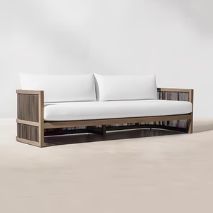 Set di Tavoli e Sedie di Lusso per Hotel e Ristoranti, Sedie da <span class=keywords><strong>Bistrot</strong></span> con Schienale Intrecciato e Cuscino per Resort e Ville - Product Image 6