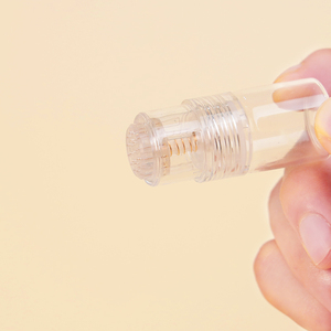 Sistema de Microinfusão e Microagulhamento para Rosto e Couro Cabeludo Seek Pretty para Uso Doméstico, Kit de Microagulhas Derma Stamp 24K para Couro Cabeludo - Product Image 2