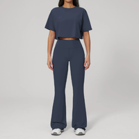 Ensemble de sport sans couture 2 pièces pour femme : haut court à col rond et pantalon de yoga évasé taille haute effet push-up, tenue de gym