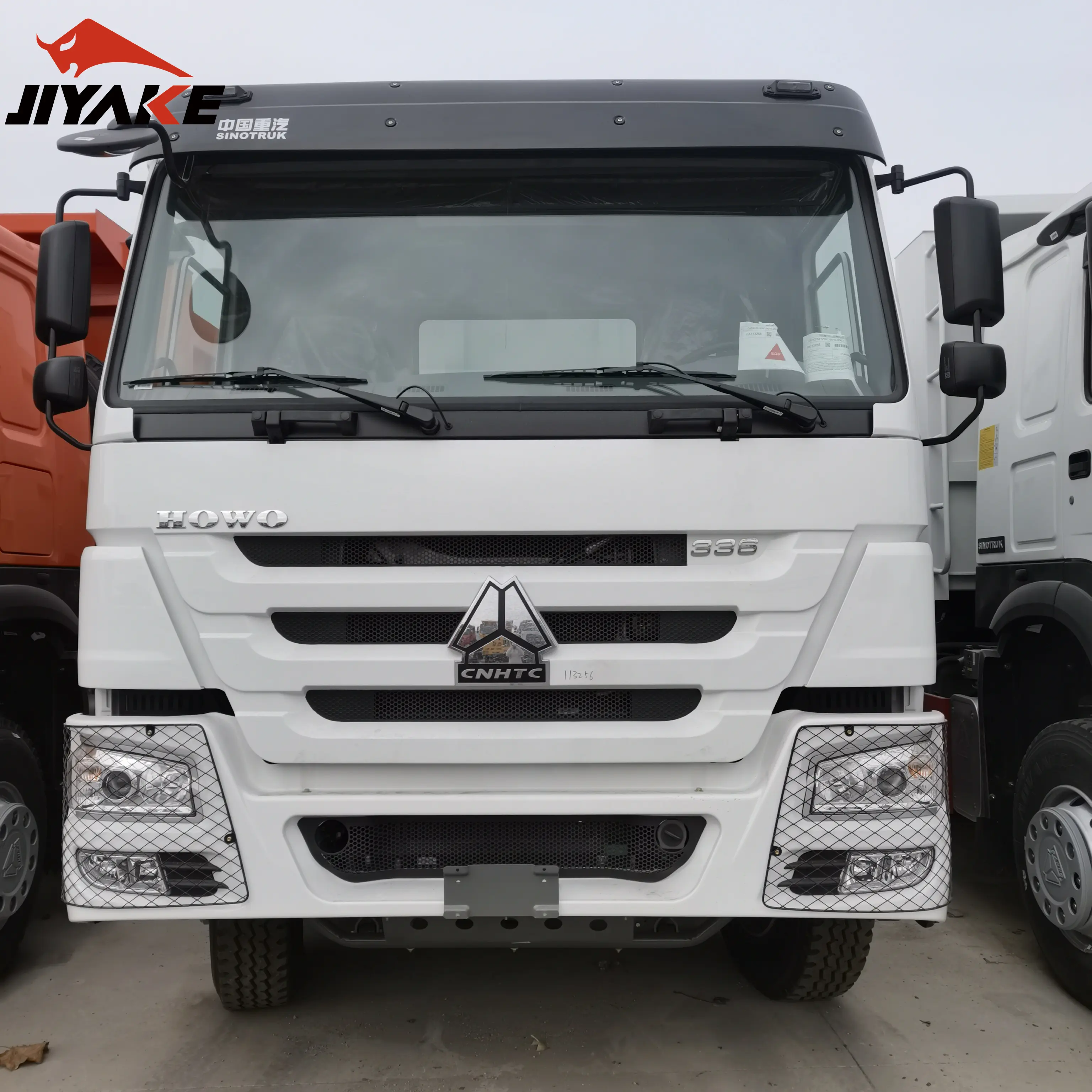 China Nieuwe Sinotruk 8X4 Howo 6X4 Dump Truck Te Koop