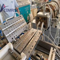 Machine d'extrusion de profilés en PVC plastique pour portes, fenêtres et bandes de protection