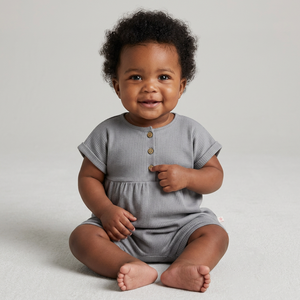 Mono de bebé de lujo al por mayor, ropa de recién nacido con estampado personalizado, proveedor OEM, mono blanco liso para bebé - Product Image 1