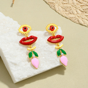 Boucles d'oreilles pendantes vintage style western œil de diable or lèvres tulipe design bijoux de mode pour femme en alliage de zinc R33 - Product Image 1