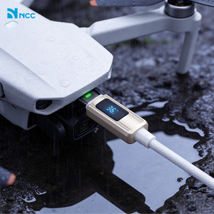 Cable NCC Tipo-C a Tipo-C de 100W XC-0401 con Pantalla Digital y Conectores de Aleación de Zinc de 1.2M, Carga Ultra Rápida PD (Negro Jet) - Product Image 3