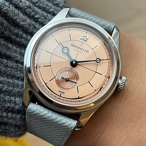 MERKUR Montre à cadran sectoriel violet rétro décontractée pour homme, série Business, mécanique manuelle, bracelet en cuir, acier inoxydable - Product Image 2