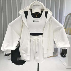 Completo <span class=keywords><strong>Sportivo</strong></span> <span class=keywords><strong>Trendy</strong></span> da Donna in Tessuto Leggero di Poliestere con Linee Pulite - Product Image 2