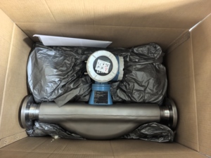 Débitmètre massique Endress+Hauser 83F50-AD2SAABBAAA Haute précision et stabilité optimale - Product Image 4