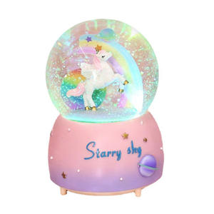 Coloré arc-en-ciel licorne boule de cristal boîte à musique batterie <span class=keywords><strong>cheval</strong></span> LED lampe de musique - Product Image 1
