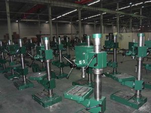 Z5040C <span class=keywords><strong>table</strong></span> <span class=keywords><strong>Croisée</strong></span> avec poignée De Levage de <span class=keywords><strong>Colonne</strong></span> Ronde Type de <span class=keywords><strong>Perceuse</strong></span> Verticale - Product Image 2