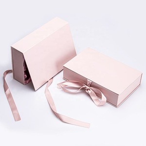 Luxury packaging paper <b>magnetic</b> <b>gift</b> <b>box</b> bridesmaid <b>gift</b>, customizable according to needs - Product Image 2