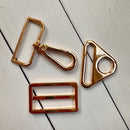 Mosquetones giratorios de metal con anilla en D para llaveros, correas de perro, accesorios de bolsos y manualidades DIY - Product Image 3