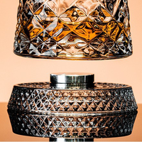 Meilleures ventes Verre à whisky rotatif anti-stress de luxe léger pour célébrités d'Internet - Base en cristal, haut de gamme pour la maison