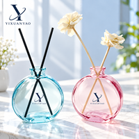 Diffuseur de parfum d'ambiance moderne à faible MOQ, nouveau style, avec logo personnalisé, bouteille avec collier et couvercle en bois, or, noir, argent pour huiles essentielles