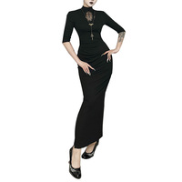 Robe longue moulante gothique à manches mi-longues pour femme - Robe noire à col montant et taille froncée pour la mode alternative