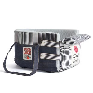 Sac de transport pour petit animal en tissu denim, siège de sécurité pour <span class=keywords><strong>chien</strong></span> pour <span class=keywords><strong>voiture</strong></span>, sac de transport portable pour <span class=keywords><strong>chien</strong></span>, sac de transport respirant pour <span class=keywords><strong>chien</strong></span>, nid pour tableau de <span class=keywords><strong>bord</strong></span> de <span class=keywords><strong>voiture</strong></span>, sac de voyage pour animaux de compagnie - Product Image 1