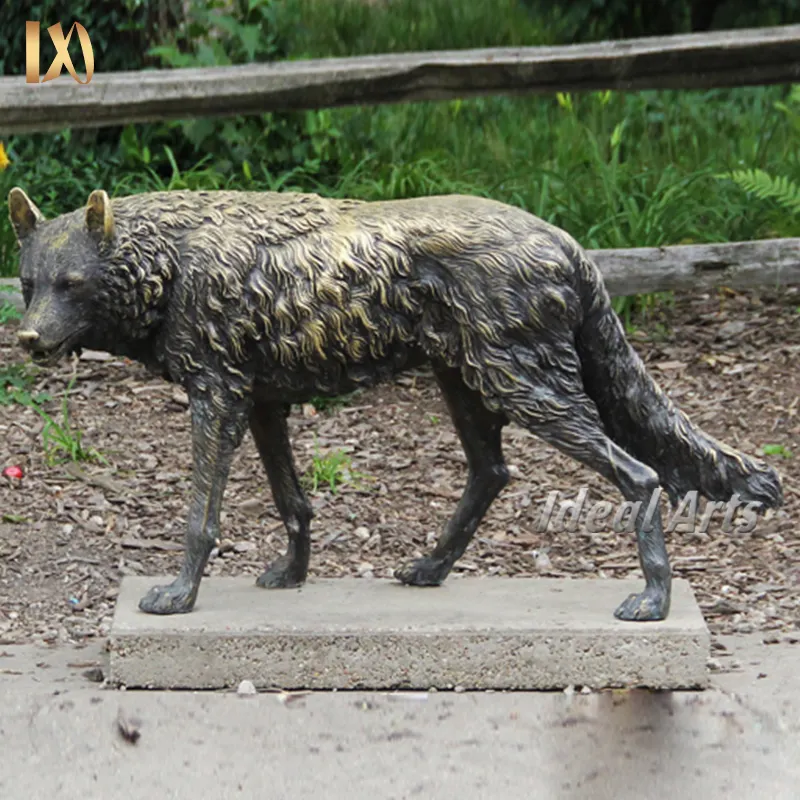 Ideale Kunst im Freien Garten lebensgroße Messing Bronze Metall Tier Wolf Statuen Skulptur