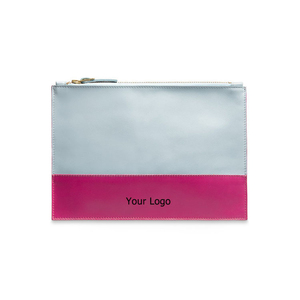 Fábrica China con 30 Años de Experiencia en Paparazzi # Bolsa de Maquillaje Cosmética Personalizada PA0001 de Piel Vegana con Cremallera para Mujer - Product Image 1