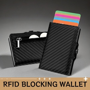 Portefeuille pour hommes d'affaires avec double porte-cartes, en fibre de carbone, fonction de blocage RFID pour protéger les cartes de crédit - Product Image 6