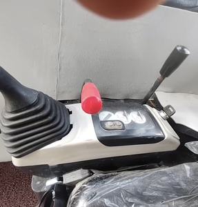 Miniexcavadora Komatsu PC40 usada, Maquinaria industrial de 4 toneladas de China con componentes de núcleo de motor de engranaje de motor Cummins - Product Image 5